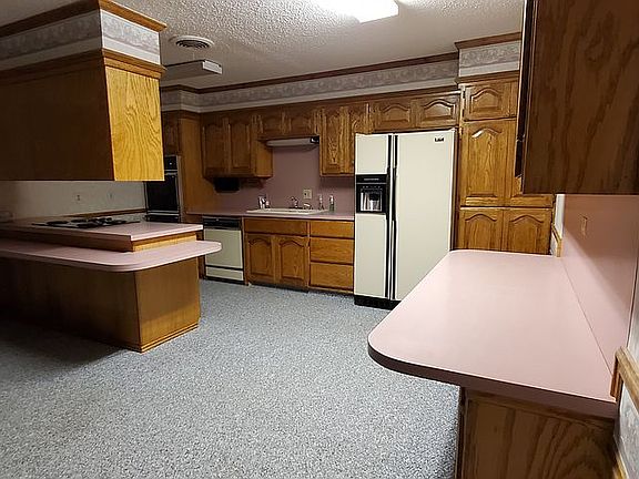 5th image of 1718 W Avenue F