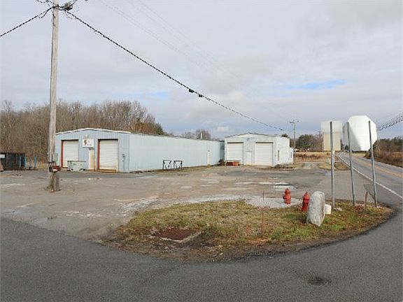 2nd image of 5264 Smithville Hwy