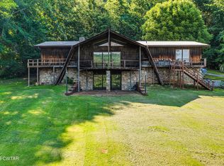 6074 Highway 438 W, Linden, TN 37096