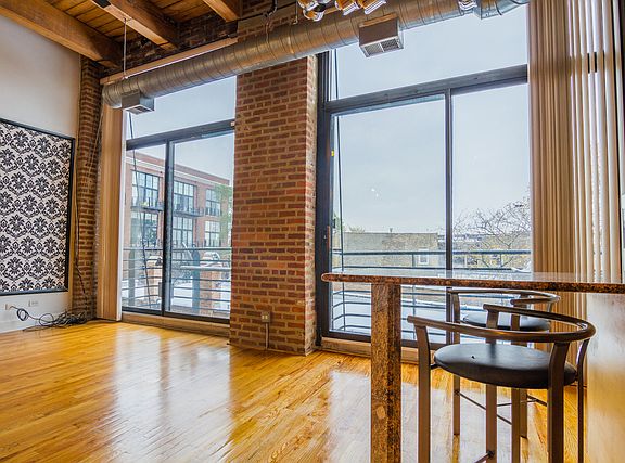 5th image of 2735 W Armitage Ave APT 307