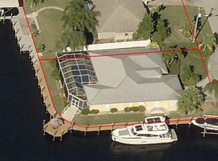 1018 SE 21st Ave, Cape Coral, FL 33990