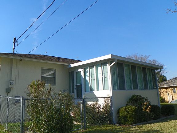 2nd image of 3241 N Maidencane Dr