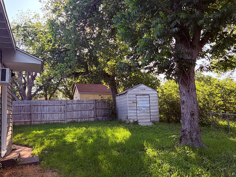 311 Glamis Ave #I — Photo 19