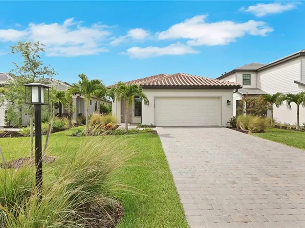 20789 Napa LOOP, ESTERO, FL 33928