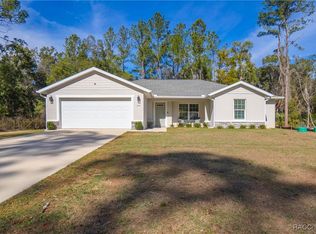 375 W Eridani Ct, Citrus Springs, FL 34434