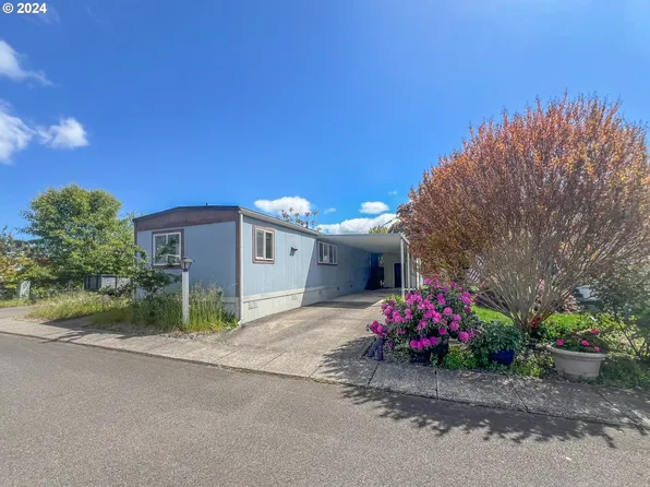 124 SE Estate Loop, Winston, OR 97496