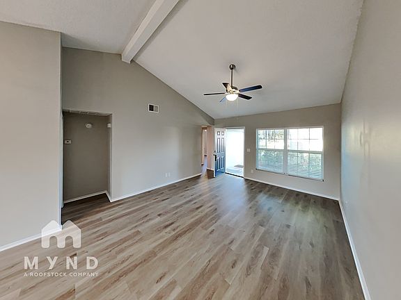 3rd image of 7606 Woodland Oaks Ct