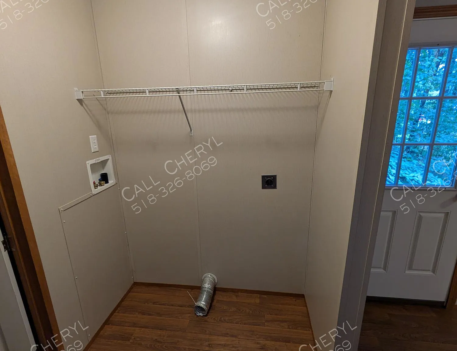 3 bed, 1.5 bath, 980 sqft, $1,650 — Photo 2