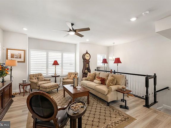 3rd image of 35302 Wright Way
