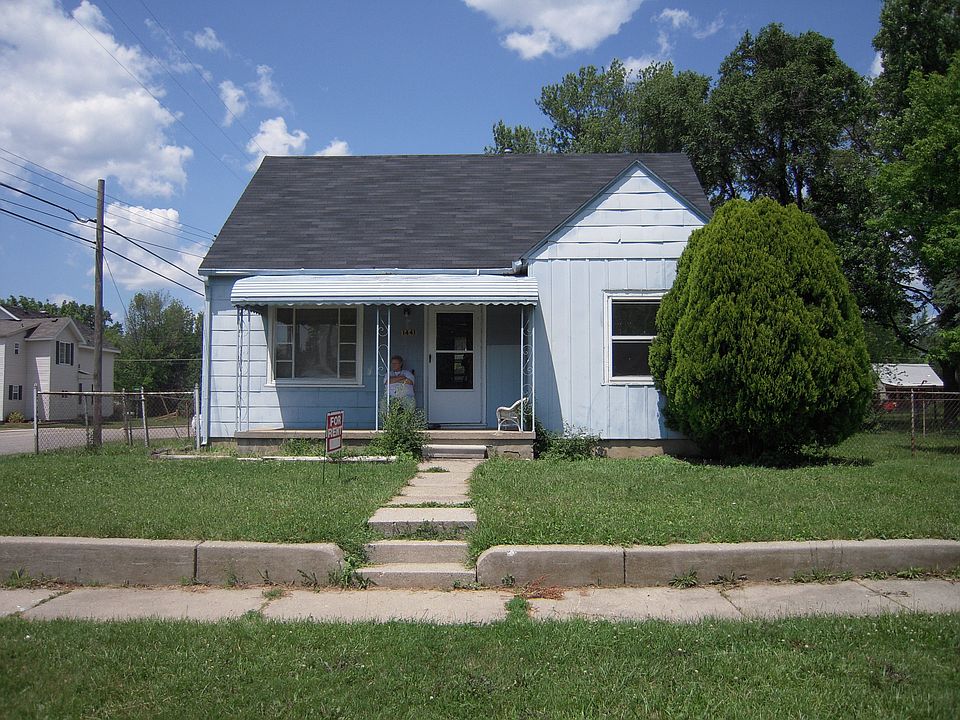 1st image of 1441 James St