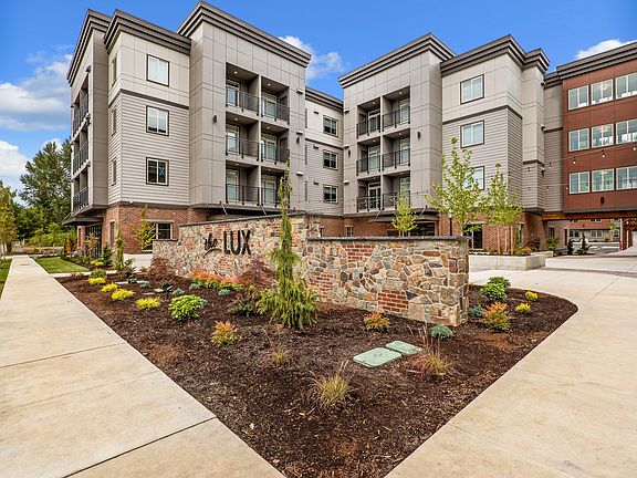 3rd image of 20505 Olympic Pl NE #227