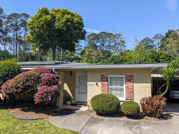 2016 NE 8th St, Gainesville, FL 32609