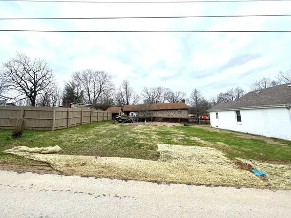 1 Fields St, Paris, KY 40361