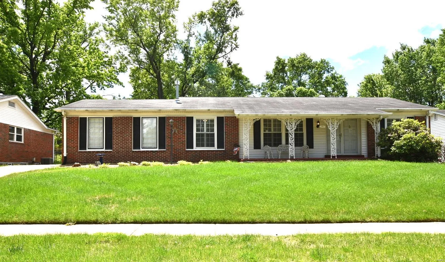 2997 Westminster Dr photo 1