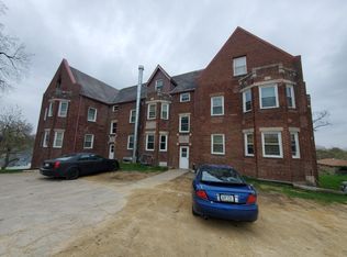 1850 Glendale Rd #58, Clinton, IA 52732