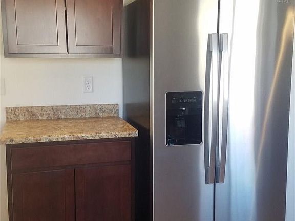 5th image of 2120 Mariposa Blvd