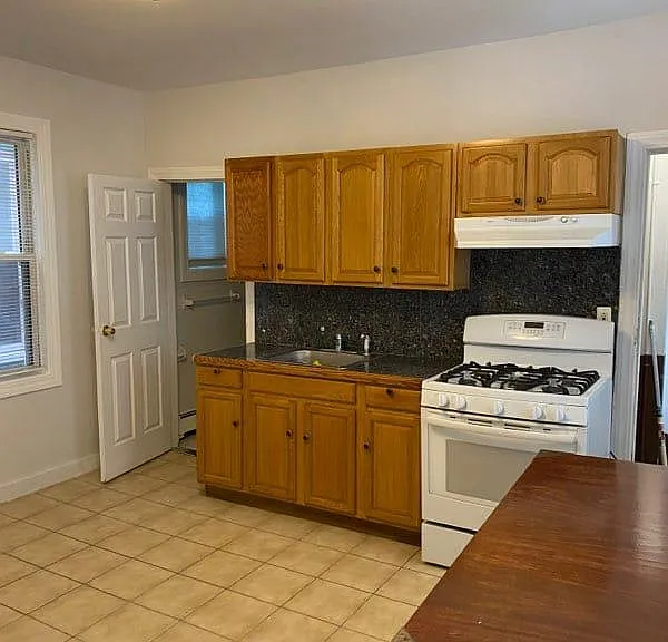 237 Tremont St — Photo 19