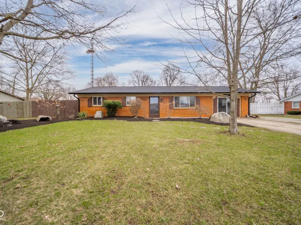 7920 N Royerton Park Dr, Muncie, IN 47303
