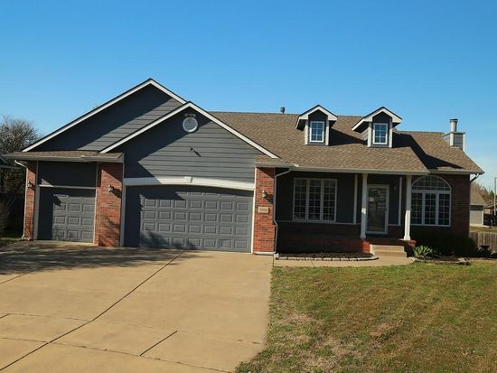 5330 S Victoria Ct, Wichita, KS 67216