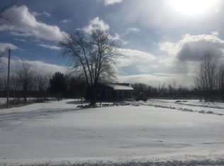 7391 Lake Rd, Montrose, MI 48457