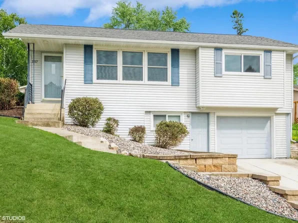 137 South Wind TRAIL, Horicon, WI 53032