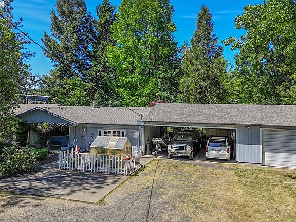 4th image of 177 NE Lombardy Dr