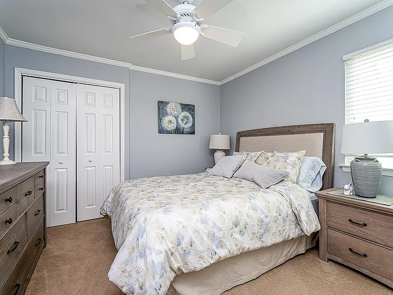 245 Crabtree Ct — Photo 14