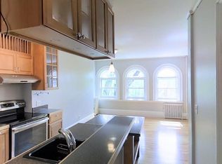 334 Tappan St APT 4, Brookline, MA 02445