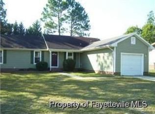 6994 Calamar Dr, Fayetteville, NC 28314