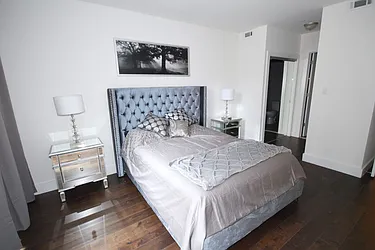 Sold by Starealty Estate LLC