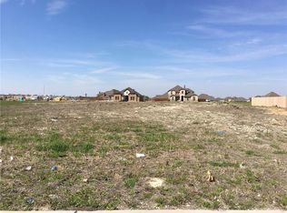 301 Equestrian Dr, Waxahachie, TX 75165