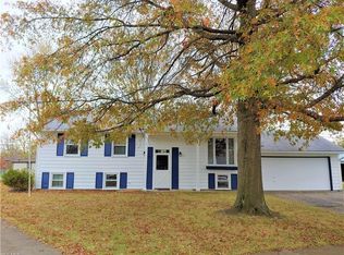 719 Hammer Ct, Elyria, OH