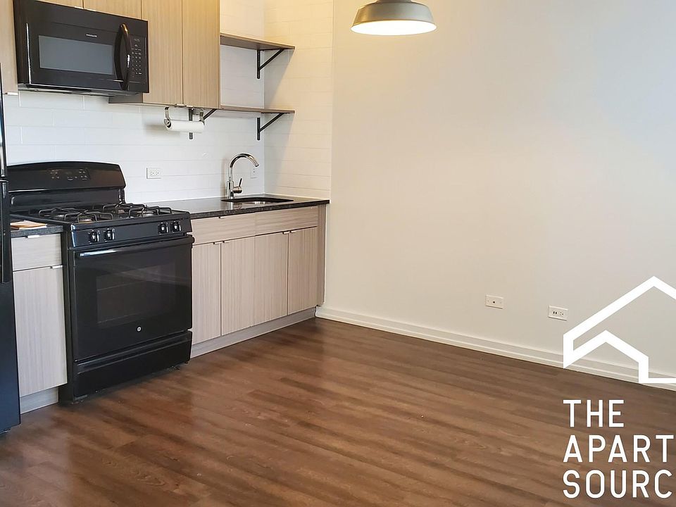1st image of 5719 N Winthrop Ave #612