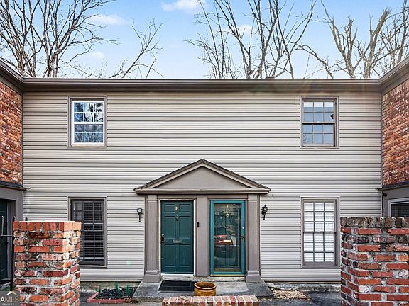 2nd image of 3083 Colonial Way APT E