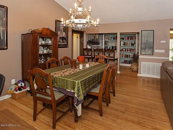 4th image of 5316 Gathering Oaks Ct E
