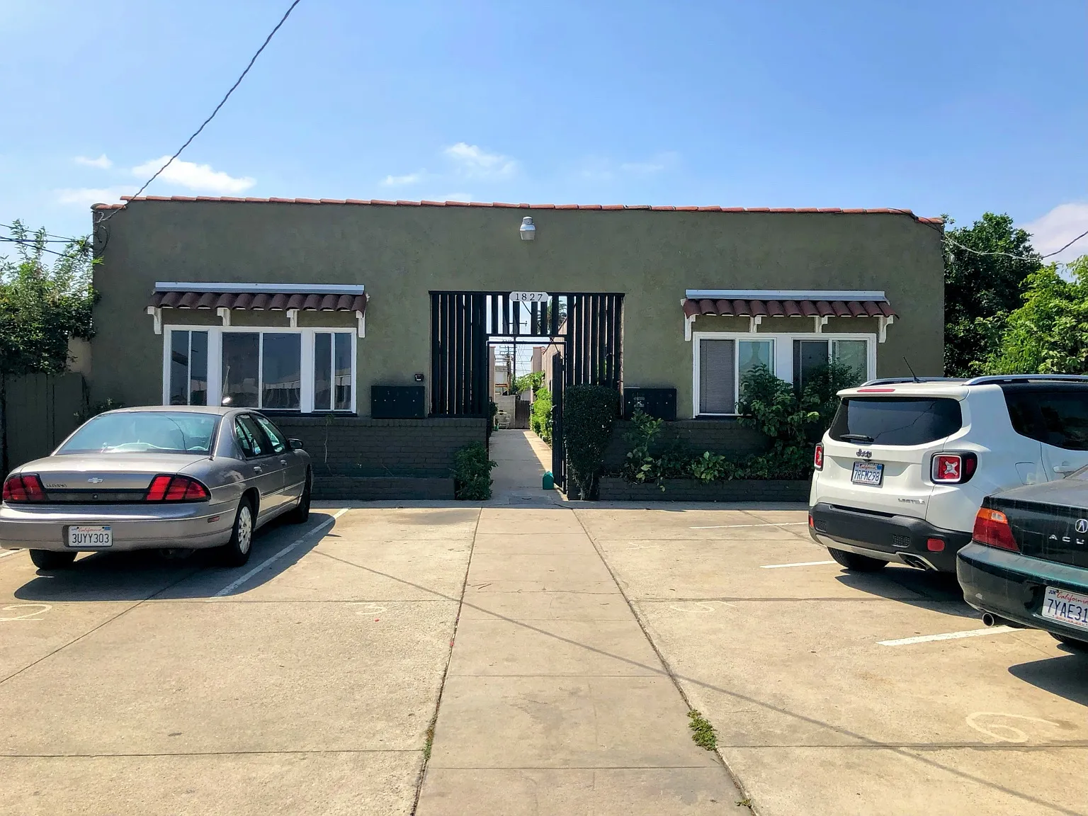 Studio, 400 sqft, $1,275 — Photo 4