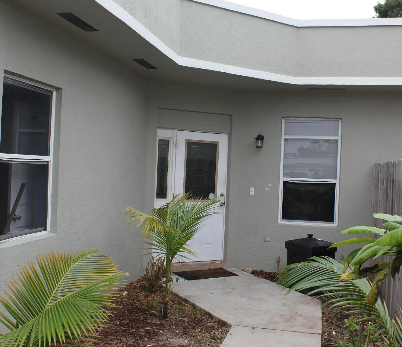 3 bed, 2.0 bath, 1950 sqft, $2,850 — Photo 4