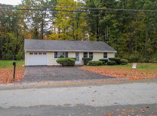 7 Green Acre Dr, Salem, NH 03079