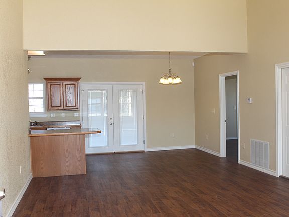 2nd image of 2508 W 12th St