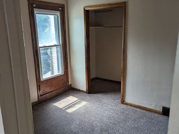 5th image of 132 W Randolph St
