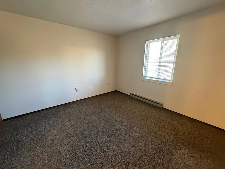 Mill Street Sylvania Apartments — Photo 22
