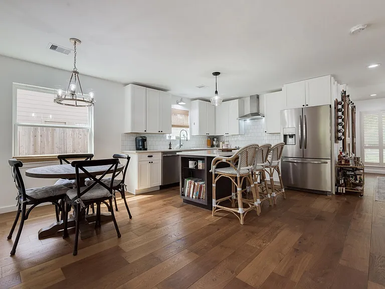 10047 Briarwild Ln — Photo 15