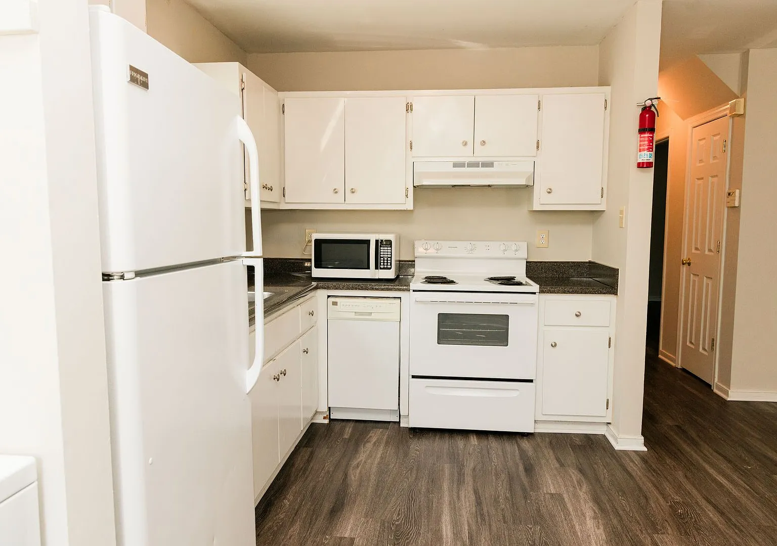 Lease Special 1/2 Month Free Sign By 9/21/2026 Large Deck- A Must See!! — Photo 3