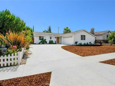 24142 Friar St, Woodland Hills, CA, 91367