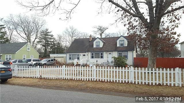 1st image of 40 Baybright Dr