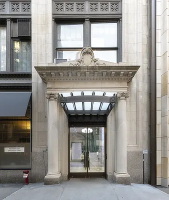 Sold by Flat Iron Real Estate | media 14
