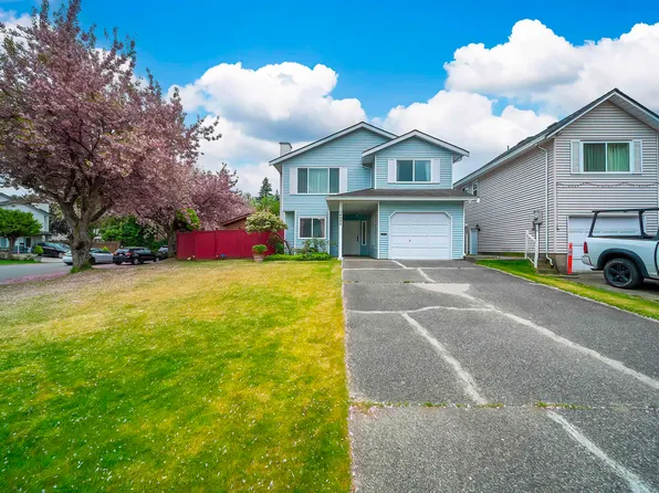14932 98a Ave, Surrey, BC V3R 8H7