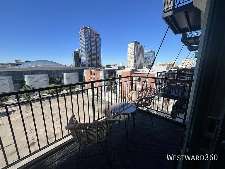 221 E Cullerton St #714 — Photo 7