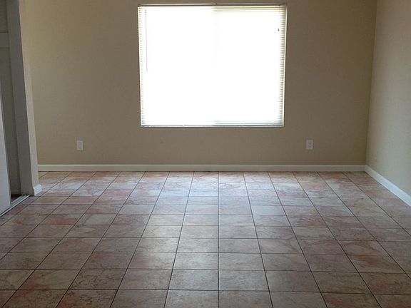 3rd image of 465 Hale Ave #465