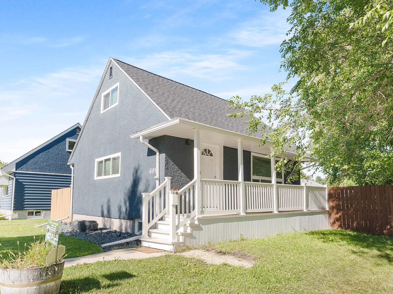 691 Jackson Avenue — Photo 2
